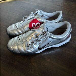 Nike Metallic Total 90 3 Silver and Red Soccer Shoes